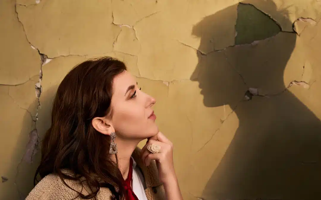 Comprendre la quête de l’amour parfait : entre attentes et désillusions